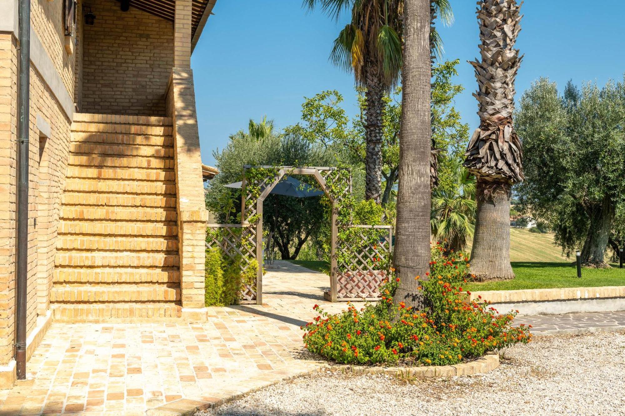 Villa Iulia - Vibra Controguerra Exteriér fotografie