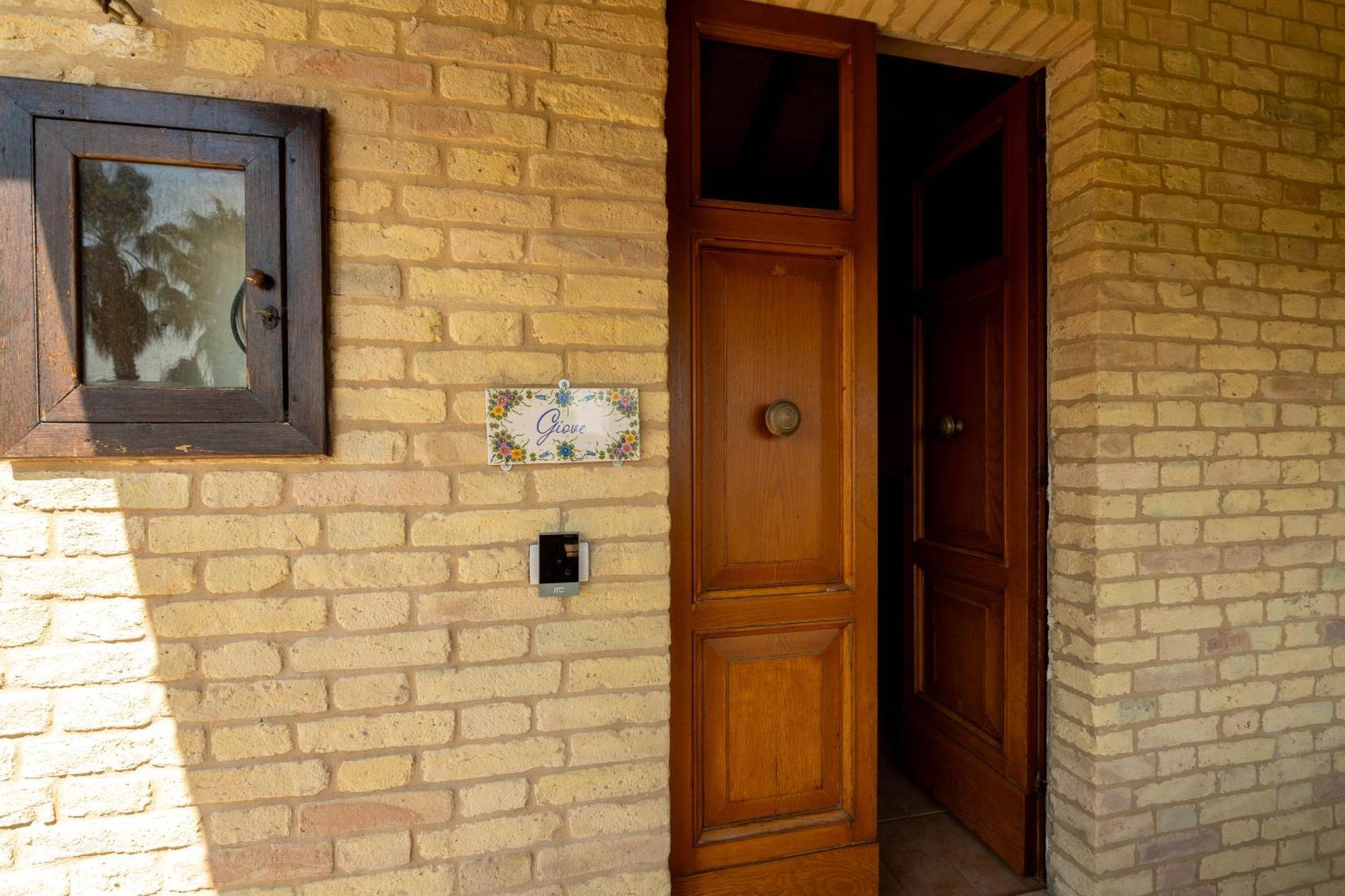 Villa Iulia - Vibra Controguerra Exteriér fotografie